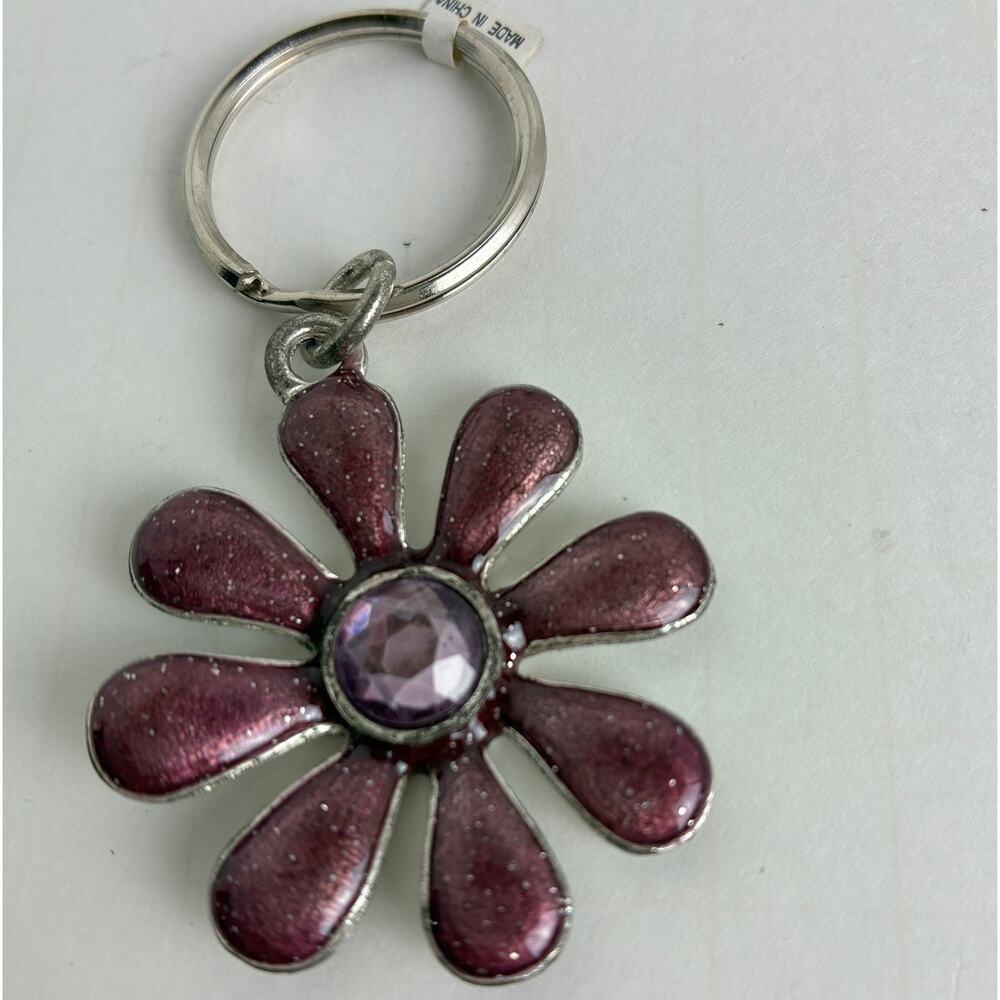 Key Chain New Silver Purple Daisy Metallic Petals Faceted Middle Stone 2" Dia.